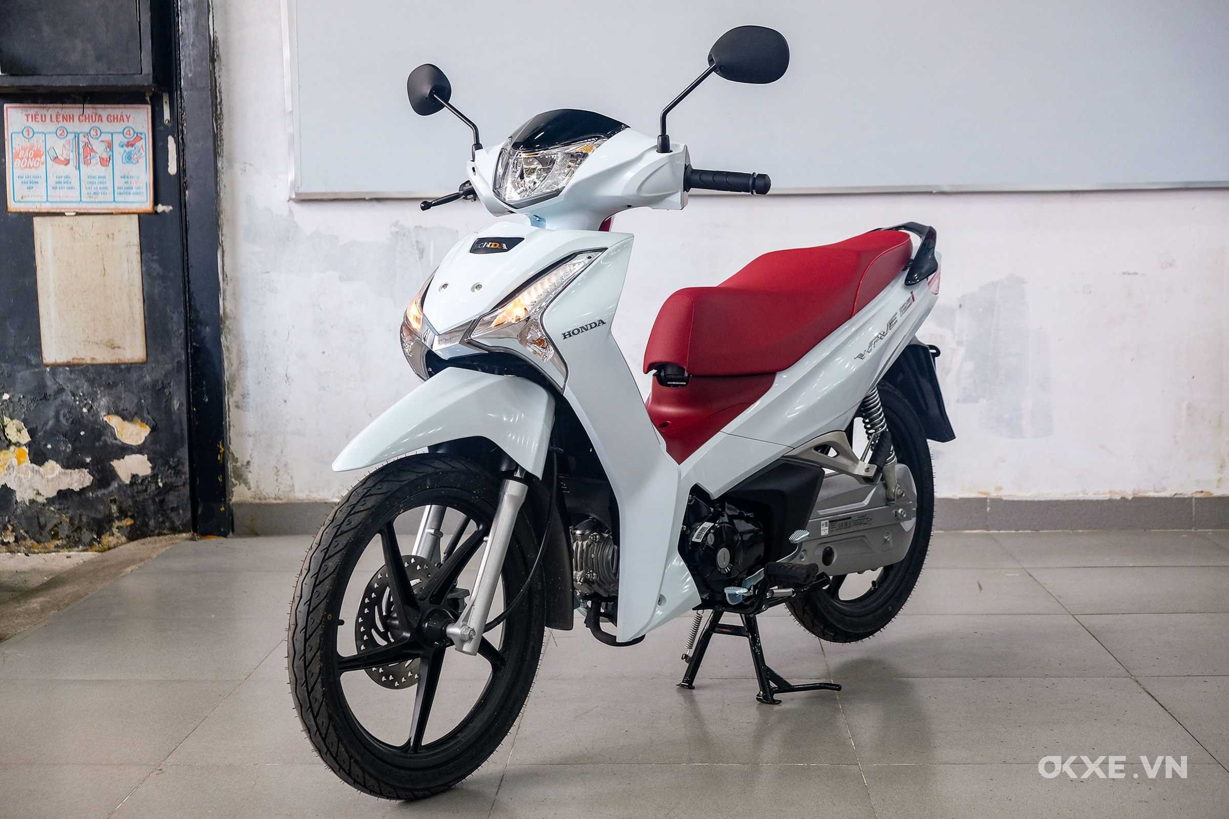 Honda Click 2018 quay lại Việt Nam theo đường không chính hãng