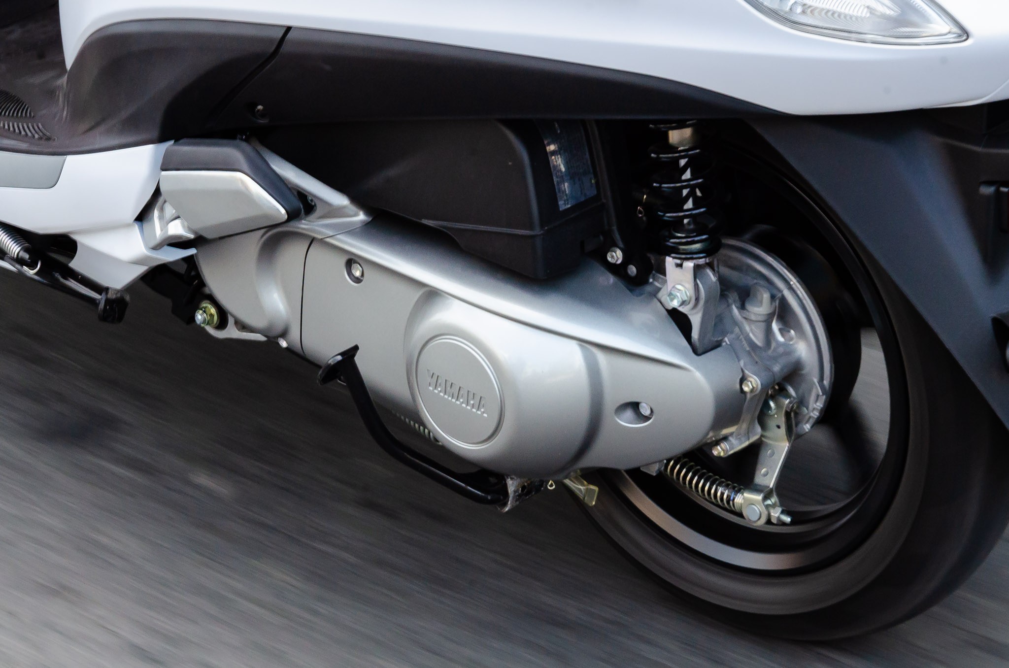 Ưu nhược điểm xe máy hybrid: Liệu có tốt như quảng cáo?