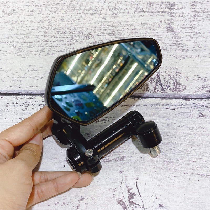 Bạn thấy sao nếu cặp kính chiếu hậu này được gắn trên xe máy SYM?
