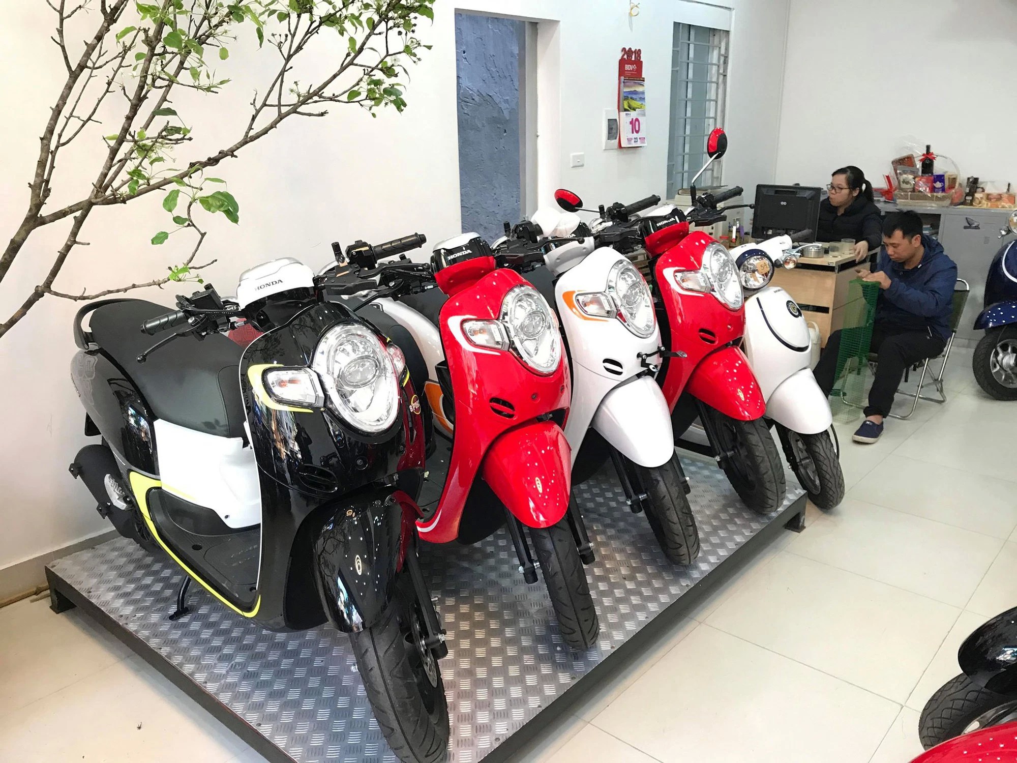 Thông số kỹ thuật và trang bị xe Honda Civic 20182019 tại Việt Nam