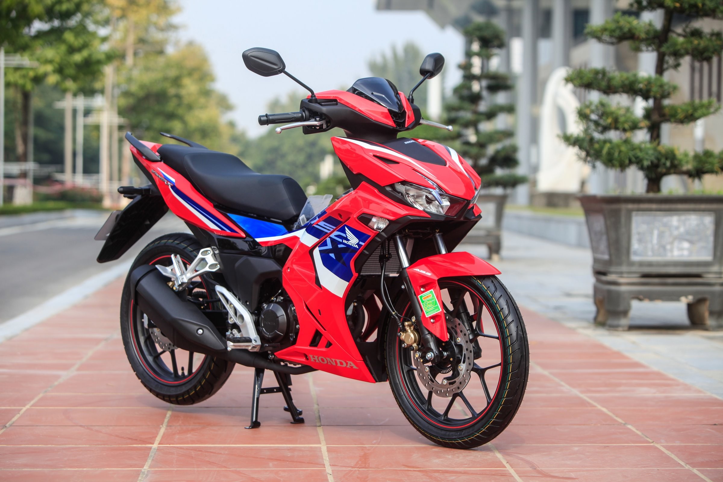 Honda tung ra mẫu xe côn tay 150 cc cực chất rẻ hơn Exciter tới 12