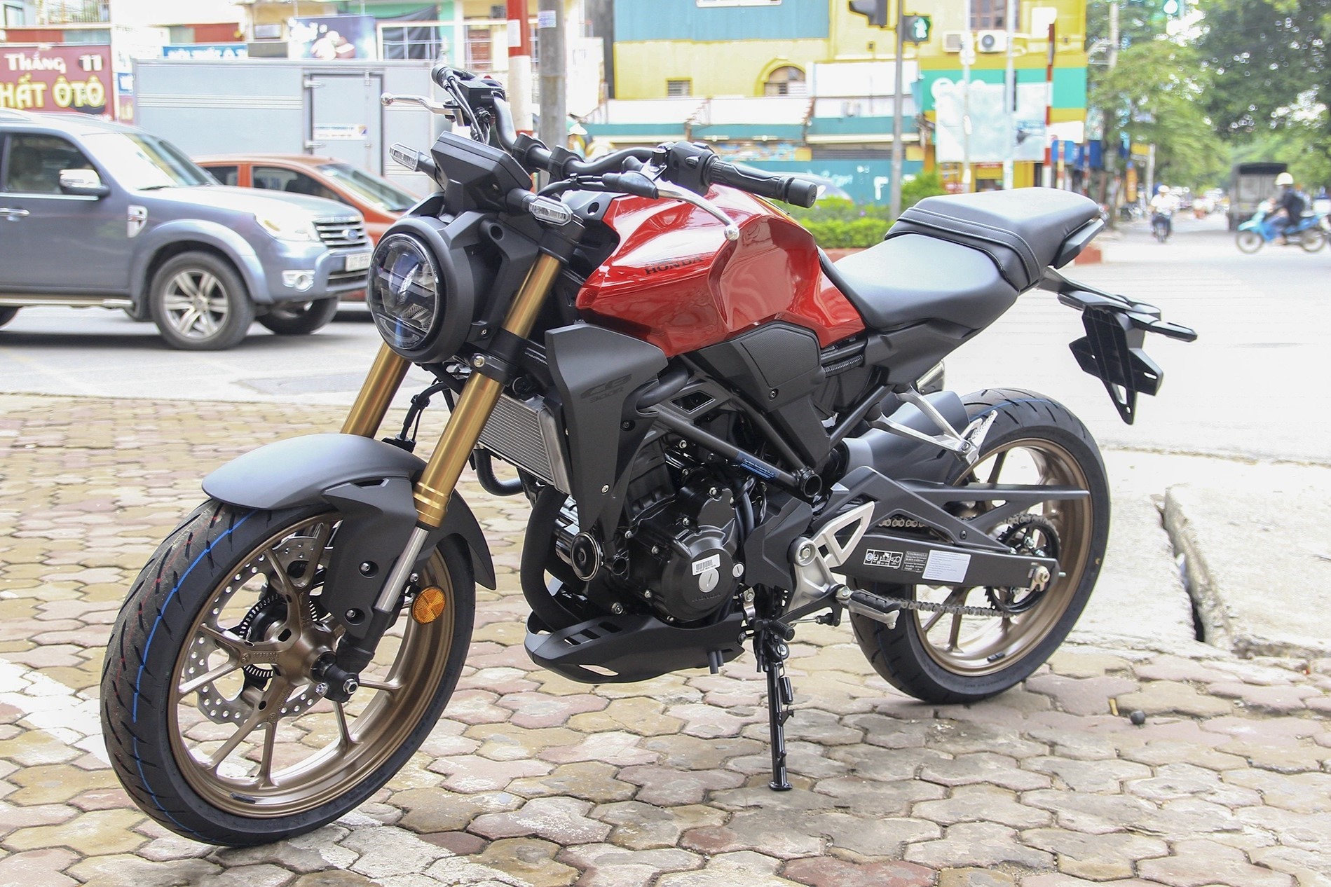 Mua Xe máy Honda CB300R  Đỏ Đen Bạc tại Hệ Thống HEAD Sông Trà  Tiki