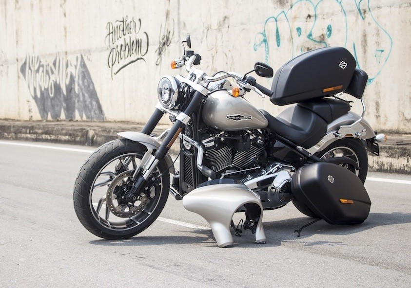 Đánh giá chi tiết “chiến mã” Harley Davidson Sport Glide