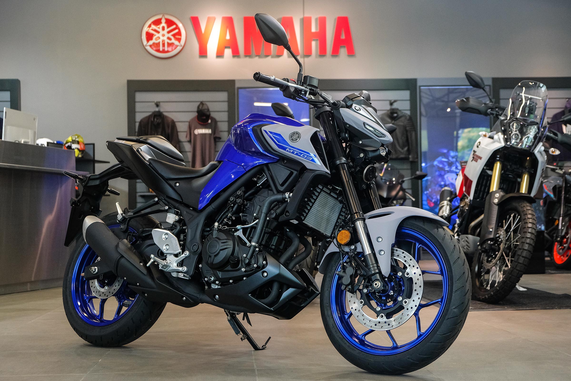 Yamaha MT03 2021 chính thức có giá bán từ 129 triệu đồng tại Việt Nam